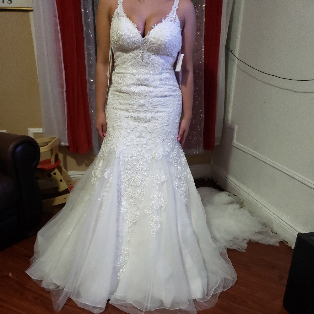 Wedding dress